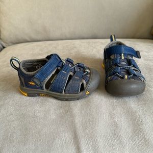 Keen Kids Washable Sandals (Size 6)